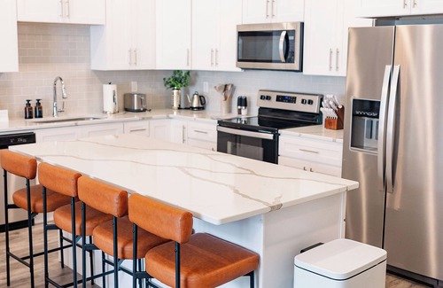 Oxford House | Oxford Edit | King BDs (Purple), Mins to Campus