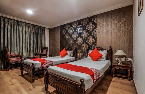 Ameerpet Hotel | OYO 11316 Athithi INN