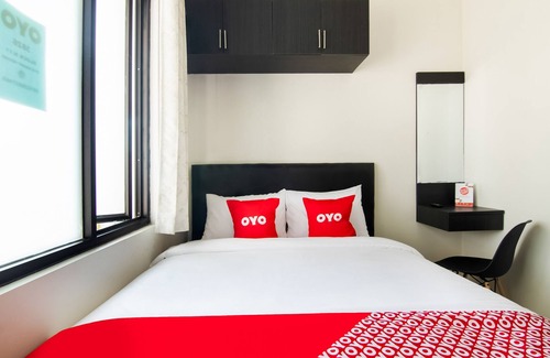 Karawang Hotel | OYO 3826 Columbus Residence K11