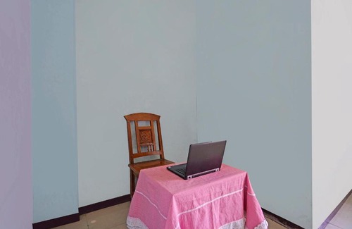 Sedati Hotel | OYO 91695 Hotel Benteng Portugis