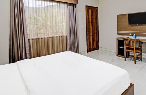 Kecamatan Janapria Hotel | OYO 91696 Kimara Homestay & Resto