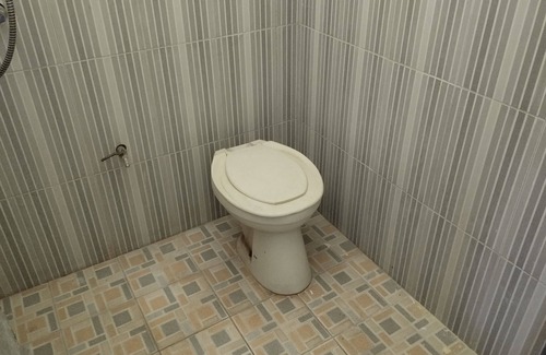 Senggigi Hotel | OYO 93657 Puri Batu Bolong