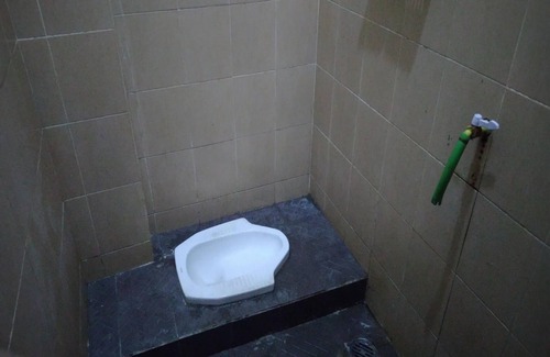 Setiabudi Hotel | OYO 93847 Blio Guest House Syariah