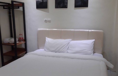 Somba Opu Hotel | OYO 93989 Kost Indra