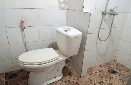 Cimahi Hotel | OYO 94150 Gateway Apartment Pasteur By Eldian