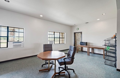 Junction Hotel | OYO Hotel Junction TX I-10