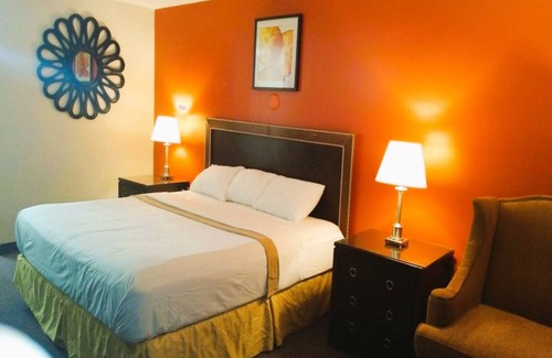 McIntyre Hotel | OYO Hotel McIntyre GA, US 441