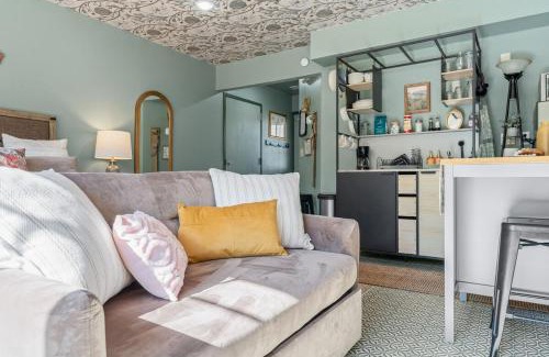 Table Rock Apartment | Ozark Oasis - Walk-in Studio w Patio, Pets OK!