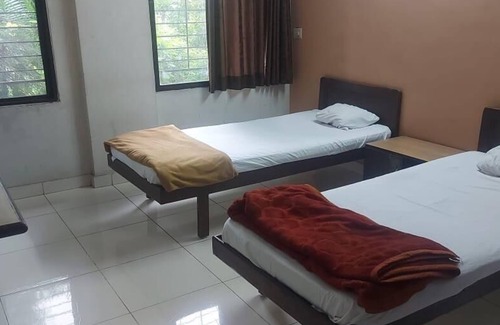 Erandwane House | Ozone Guest House