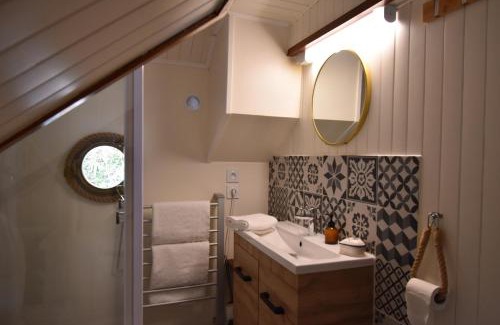 Avignon Boat Rental | Péniche Spa Le Makara - Avignon