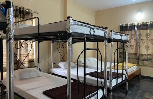 Yelagiri Hotel | P A Resort