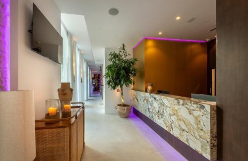 La Catedral Hotel | P SANTA CLARA HOTEL BOUTIQUE By Sojo