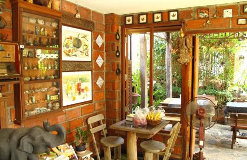 Kanchanaburi House | P.Y. Guest House
