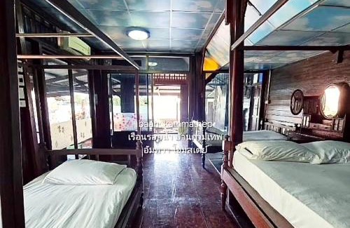 Suan Luang House | p3 เรือนเคียงลำพู เรือนรอยน้ำ บ้านกามเทพ อัมพวา โฮมสเตย์
