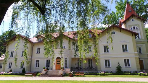 Grojec Resort | Pałac Kobylin