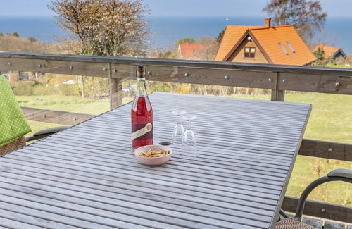 Vang House | "Paaske" - 350m from the sea by Interhome