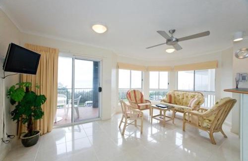 Sunrise Beach Apartment | Pacific Waves Apartments