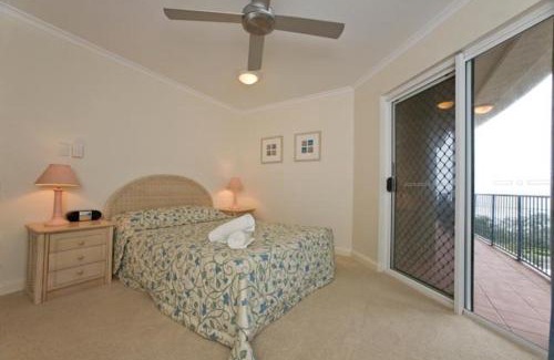 Sunrise Beach Apartment | Pacific Waves Apartments