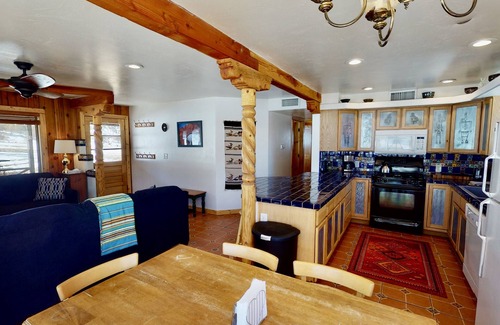 Spanish Valley Cabin | Pack Creek ~ Farm House | 3 Bed, 1.5 Bath