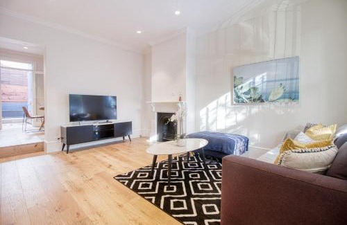 Paddington House | Paddington 3-Br Modern Townhouse - Heart of Sydney