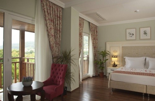 Atakoy Hotel | Padok Premium Hotel and Stables