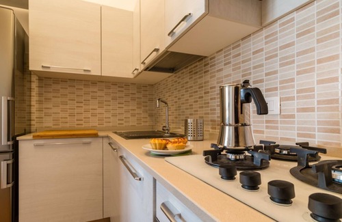 Historic Centre Apartment | PADOVA TOWER 13TH FLOOR CITY VIEW BORA
