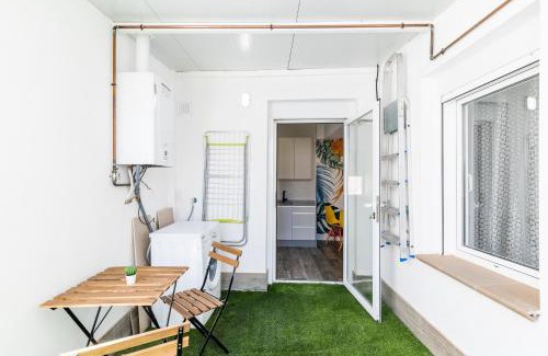 Chana Apartment | Pajaritos Suites junto a centro, estación de tren y plaza de toros