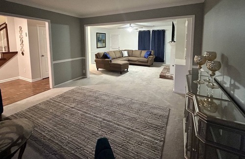 Little Rock House | ✦Palace near North Hills✦