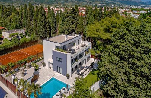 Kastela Villa | Palace Residence
