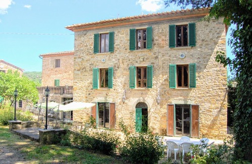 Bucine Villa | Palazzo Badia In Bucine, Tuscany