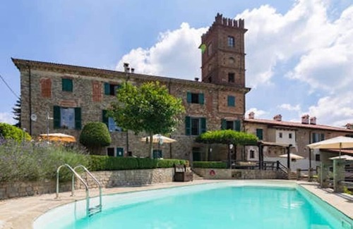 Segno Apartment | Palazzo K - (ap 2) Large 2 bedroom apartment in farmhouse with pool for families