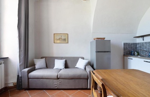 Bracelli Apartment | Palazzo Ravaschieri Apt Agrifoglio
