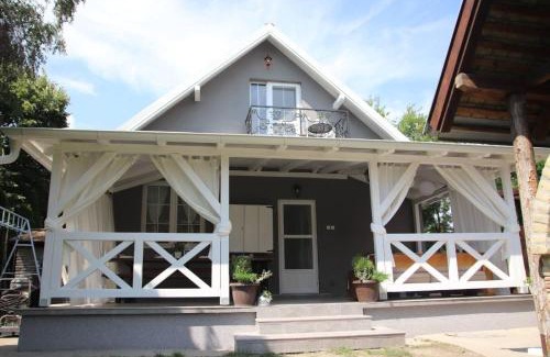 Vojvodina Villa | Palić vila Maša pr Emina Stipancevic