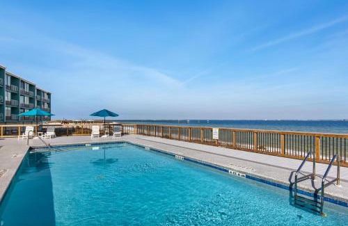 Pensacola Beach Apartment | Palm Beach Club 3-235