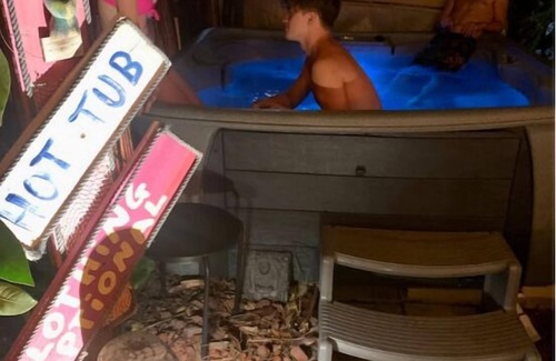 Southside Apartment | Palm Beach Tropical Hot-Tub Pool HIDE-A-WAY Suite