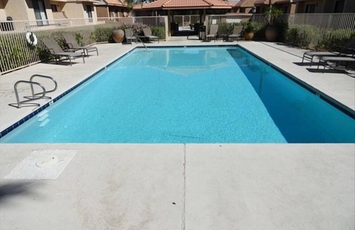 Palm Desert Condo | Palm Desert Royal Palms Condo Available