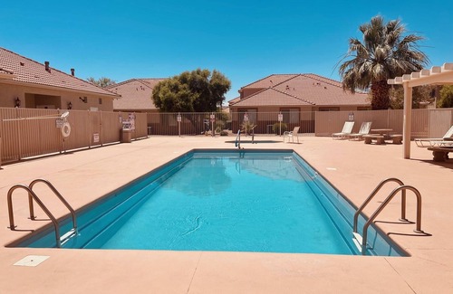 Mesquite Condo | Palm Paradise by Mesquite Vacation Rentals with Community Pool, Two Primary Suites and $510 in free daily activities