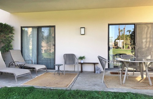 Palm Springs Condo | Palm Springs Resort Condo w/Pool, Tennis, & Golf