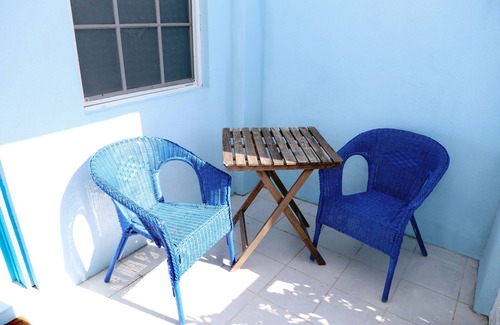 Cockburn Town Apartment | Palmeira - Flamingo Suite - Quiet Retreat - Bicycles Included