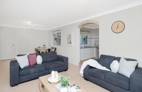 Tuncurry Apartment | Palms 3
