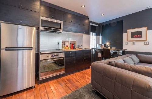 Community Center House | Palo Alto Cottage Near Stanford & Tech Companies