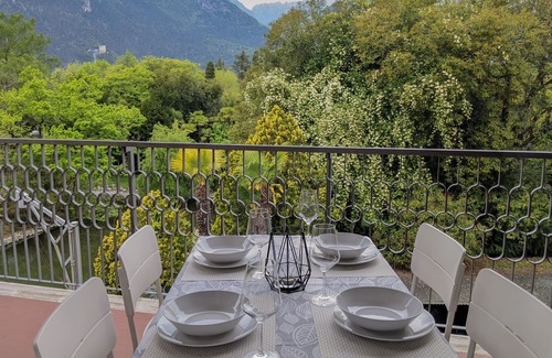 Riva del Garda Apartment | Panorama Lake View - BEACH APARTMENT ~ THE ORIGINAL