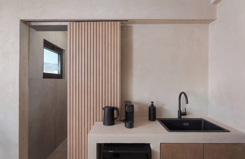 Anafiotika Apartment | Panoramic Acropolis View Suite
