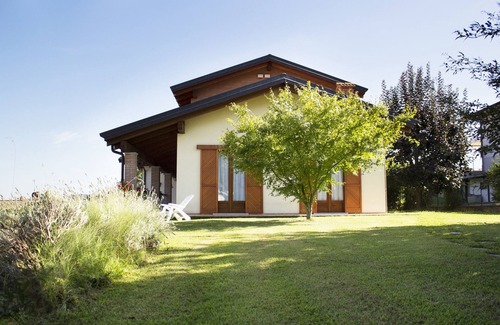 Parella Apartment | Panoramic apartment in villa with garden