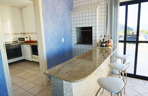 Guaratuba Apartment | PANORAMIC COVERAGE beautiful view of the bay, SEA and Sierra. 2Q from the sea. Pool