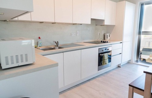 East Acton Apartment | Panoramic Flat London