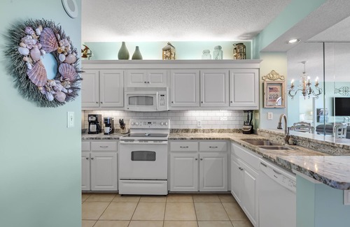 Orange Beach Condo | Panoramic Gulf Views from this 2BR/2BA Beachfront Condo!