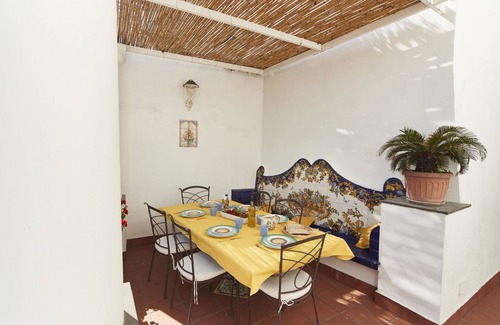 Marina Grande Villa | Panoramic house on Naples gulf and Capri harbor, with terrace and garden