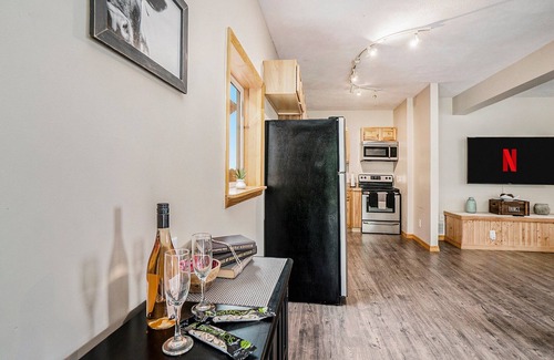 Williamsburg House | 🐎 Panoramic Meadow View 3BDR Cottage close to Horse Shows - 8365!