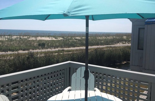 Bald Head Island Villa | Panoramic Ocean Views - Steps from Beach and BHI Club - Brand New Golf Carts